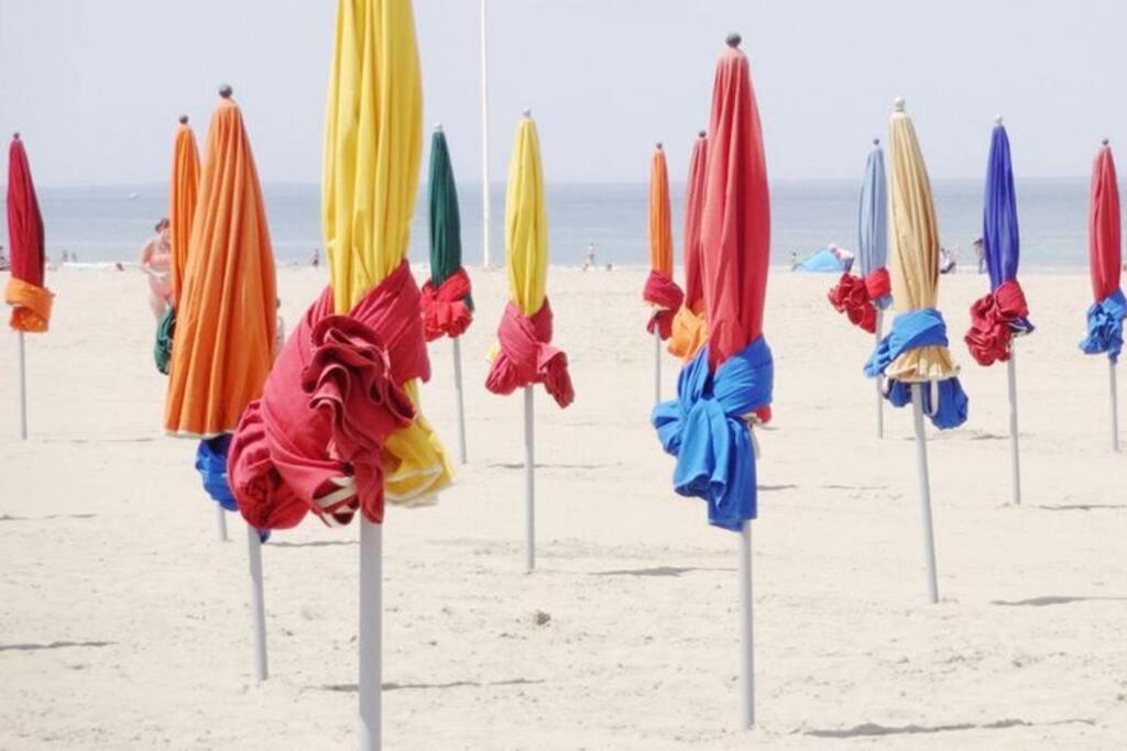 Le Cyrano, Deauville - App. T2 Proche De La Mer Luaran gambar